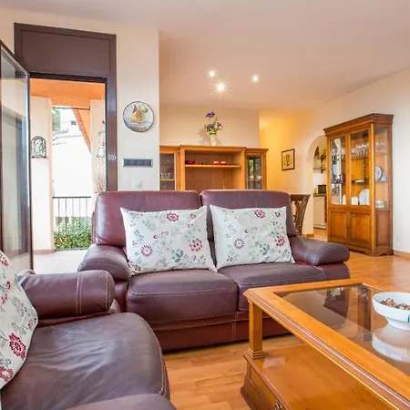 2 Moni - Villa Lloret de Mar